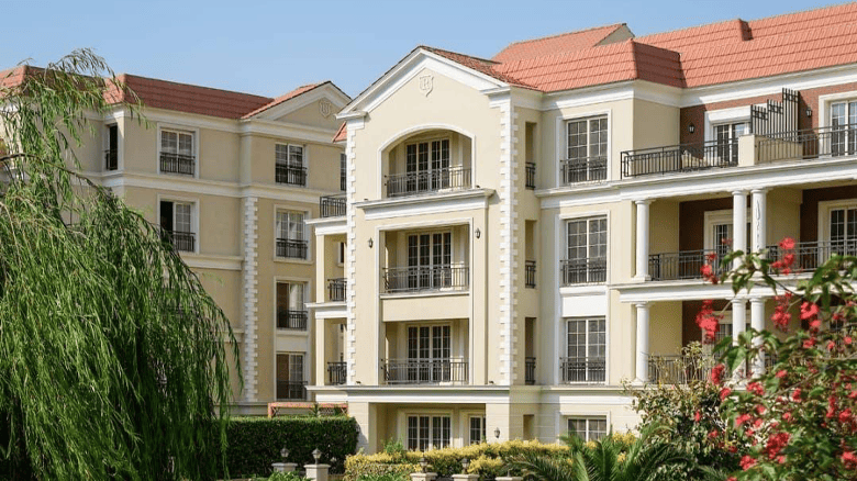 التصميم المعماري ومساحة كمبوند ريجنتس سكوير التجمع الخامس