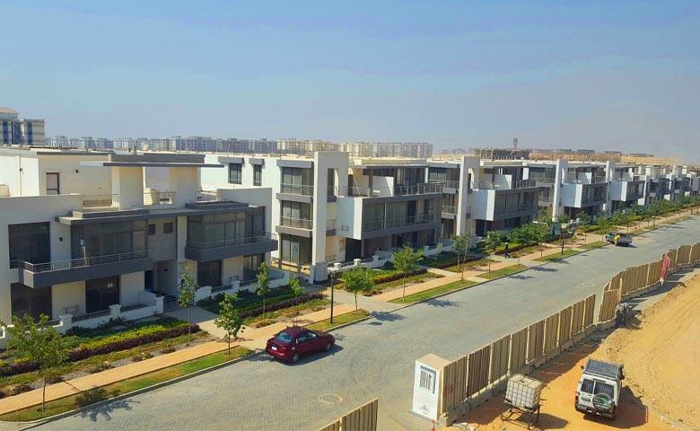 التصميم المعماري ومساحة كمبوند تاج سيتي القاهرة الجديدة